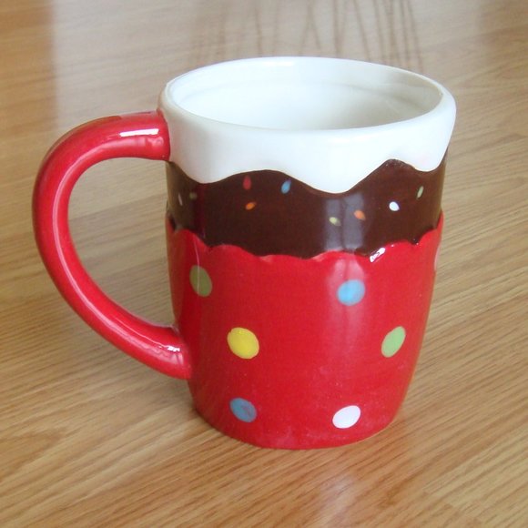 Pier 1 Cupcake Ceramic Mug - Picture 2 of 4